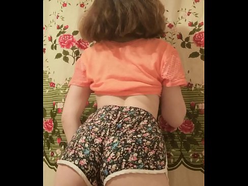 ❤️ Garota jovem e sexy tirando seus shorts da câmera Porno bonito em pt-br.desixxxtube.ru ️❤