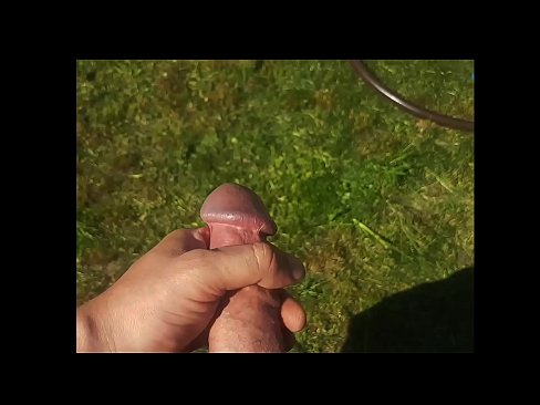 ❤️ A boazona se fode e se ejacula com um esguicho em um jardim de verão Porno bonito em pt-br.desixxxtube.ru ️❤